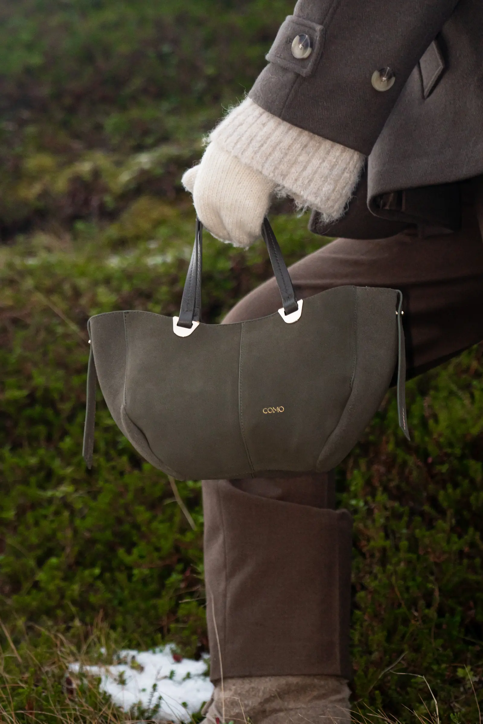 Bari Petit Olive Suede